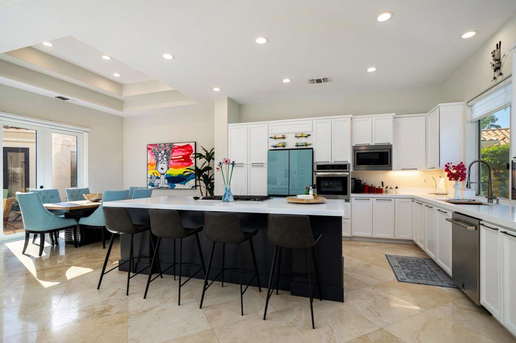 275 Loch Lomond Road