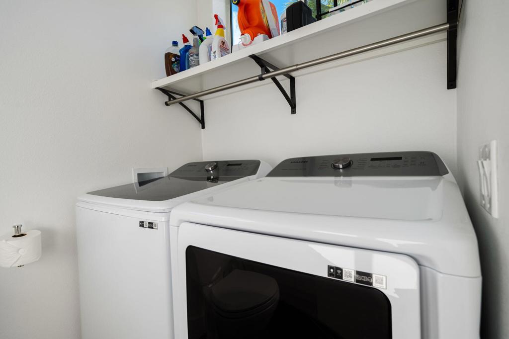 275 Loch Lomond Road