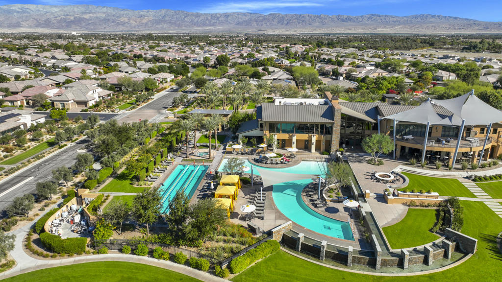 51234 Longmeadow Street