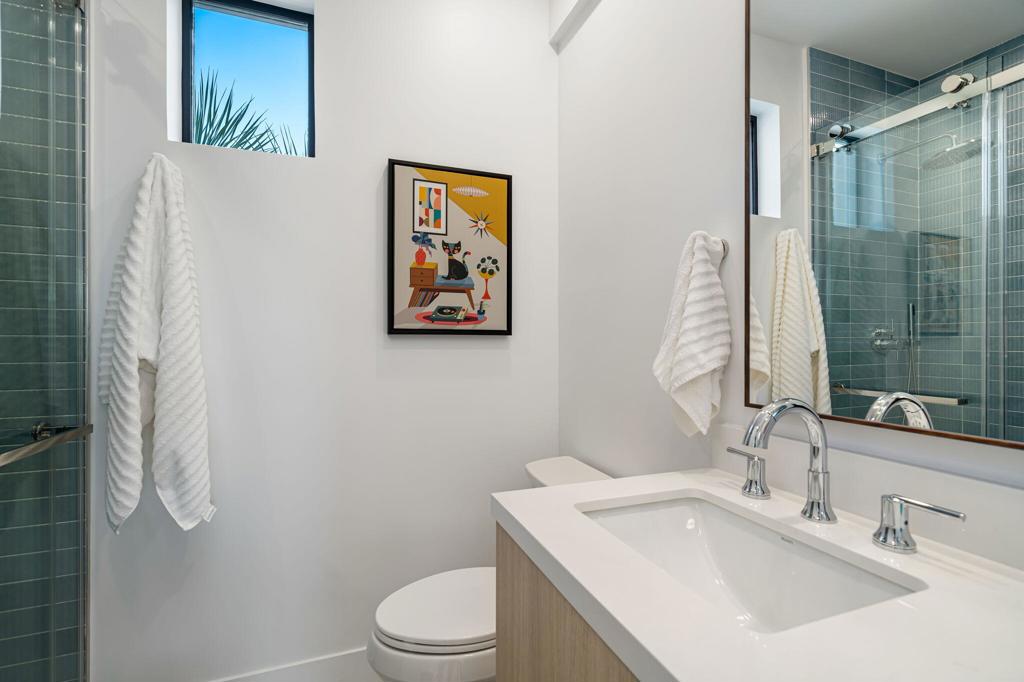 194 Loch Lomond Road