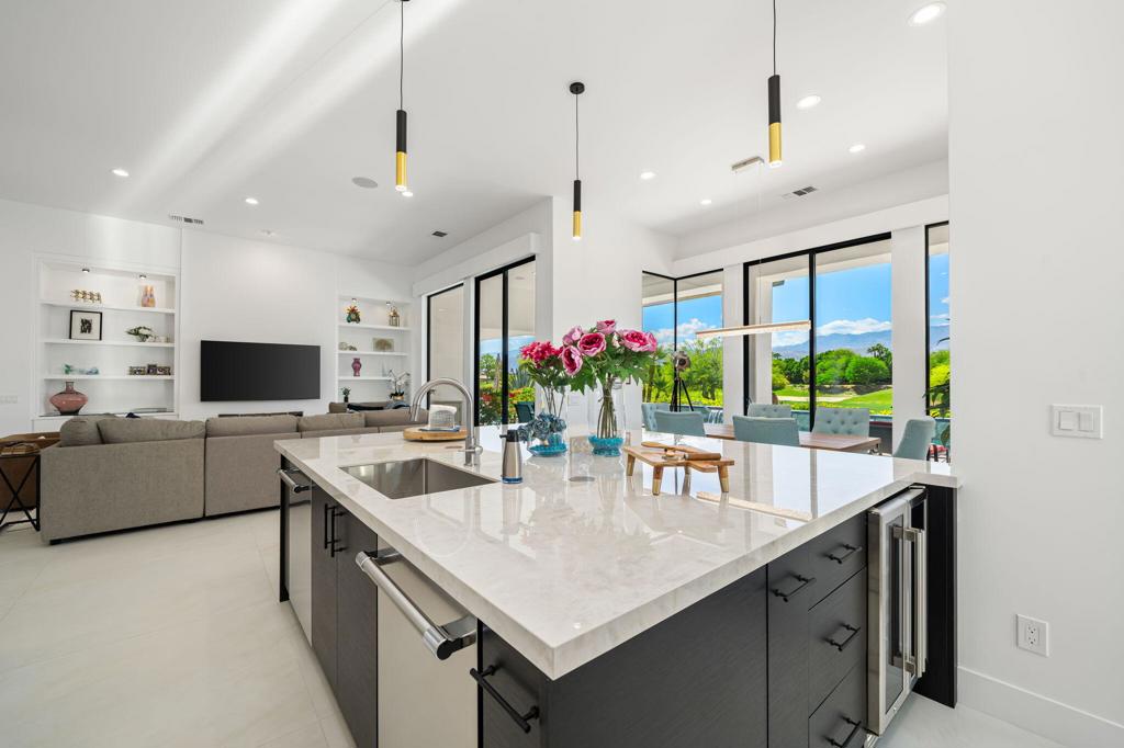 194 Loch Lomond Road