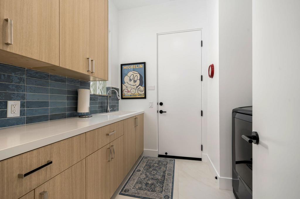 194 Loch Lomond Road