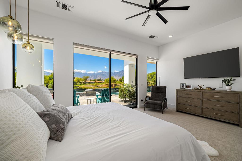 194 Loch Lomond Road