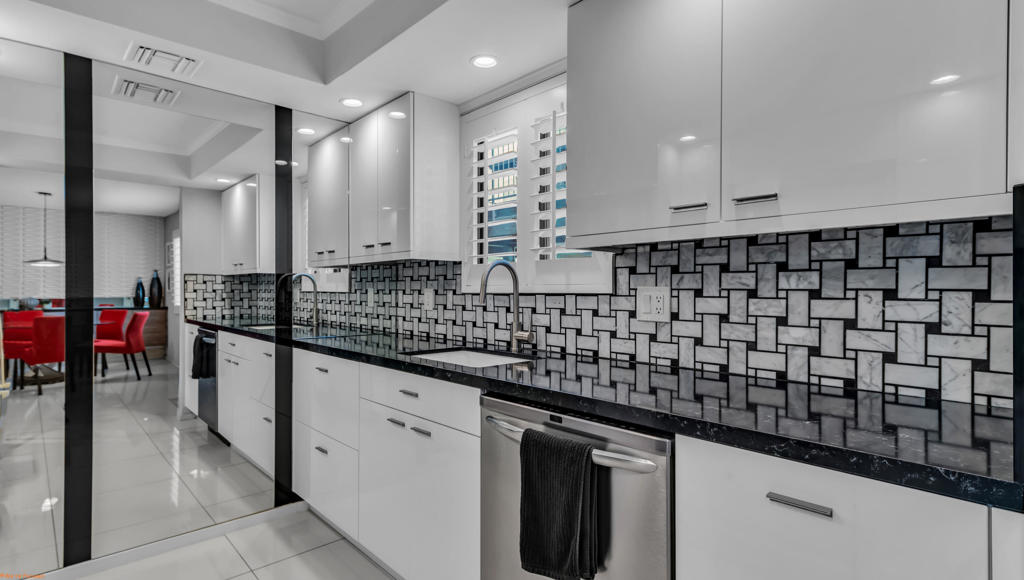 2180 S Palm Canyon Drive 30