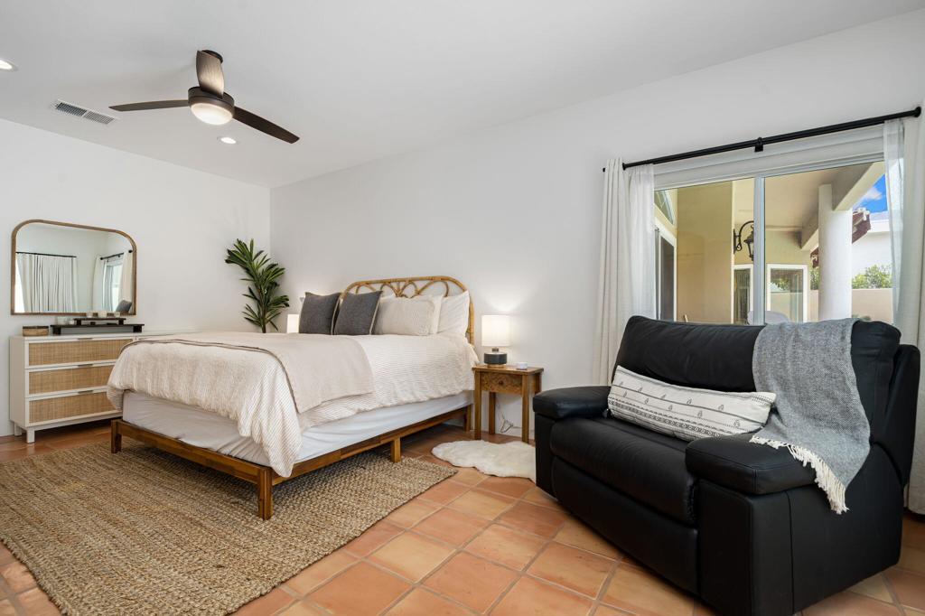 53845 Avenida Vallejo