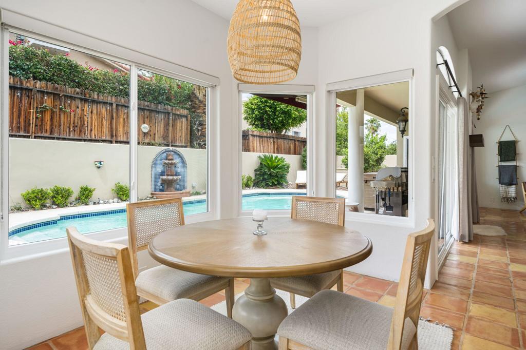 53845 Avenida Vallejo