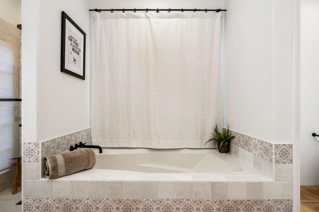53845 Avenida Vallejo