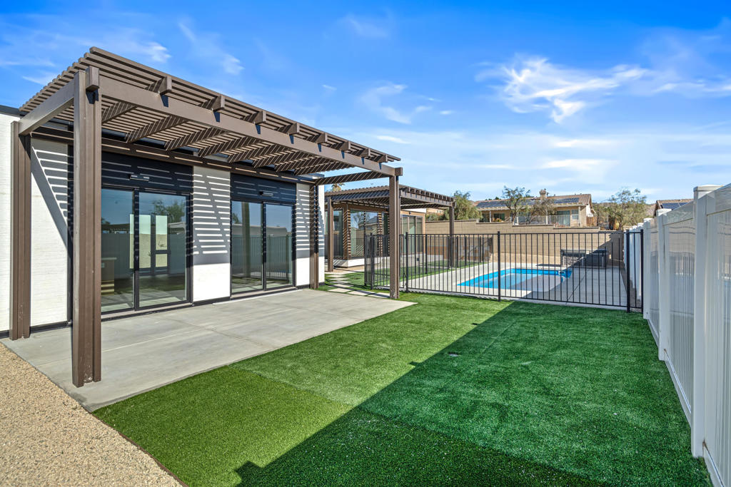 13848 Scenic Crest Circle 2