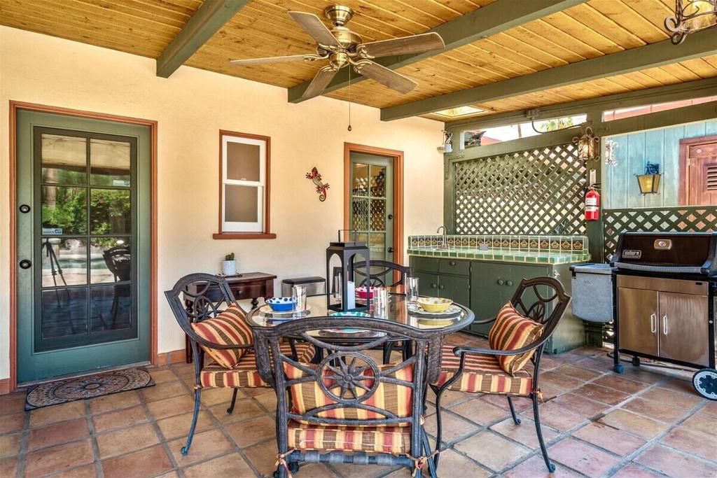 216 E Palo Verde Avenue