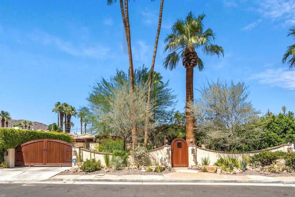 216 E Palo Verde Avenue