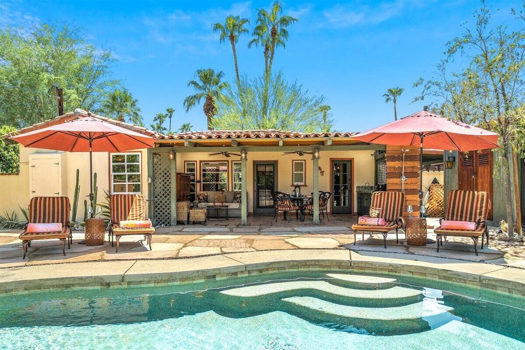 216 E Palo Verde Avenue