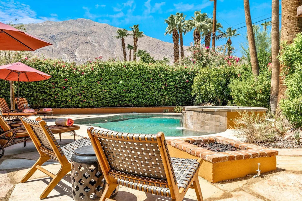 216 E Palo Verde Avenue