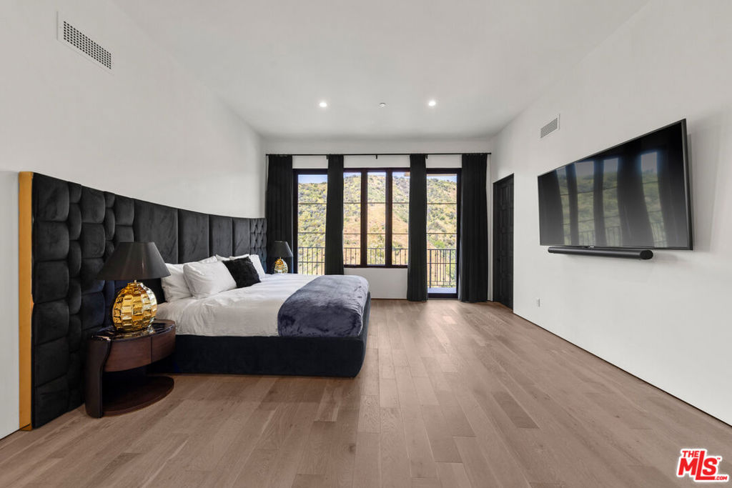 2165 Castilian Drive