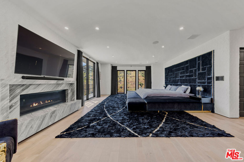 2165 Castilian Drive