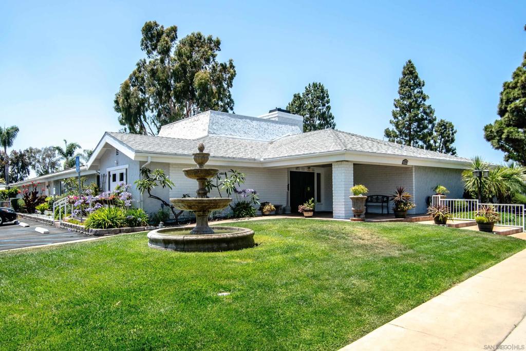 276 N El Camino Real 138