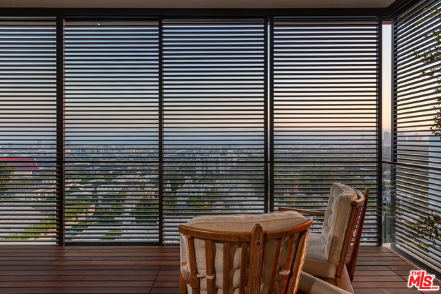 9040 W SUNSET Boulevard 1203