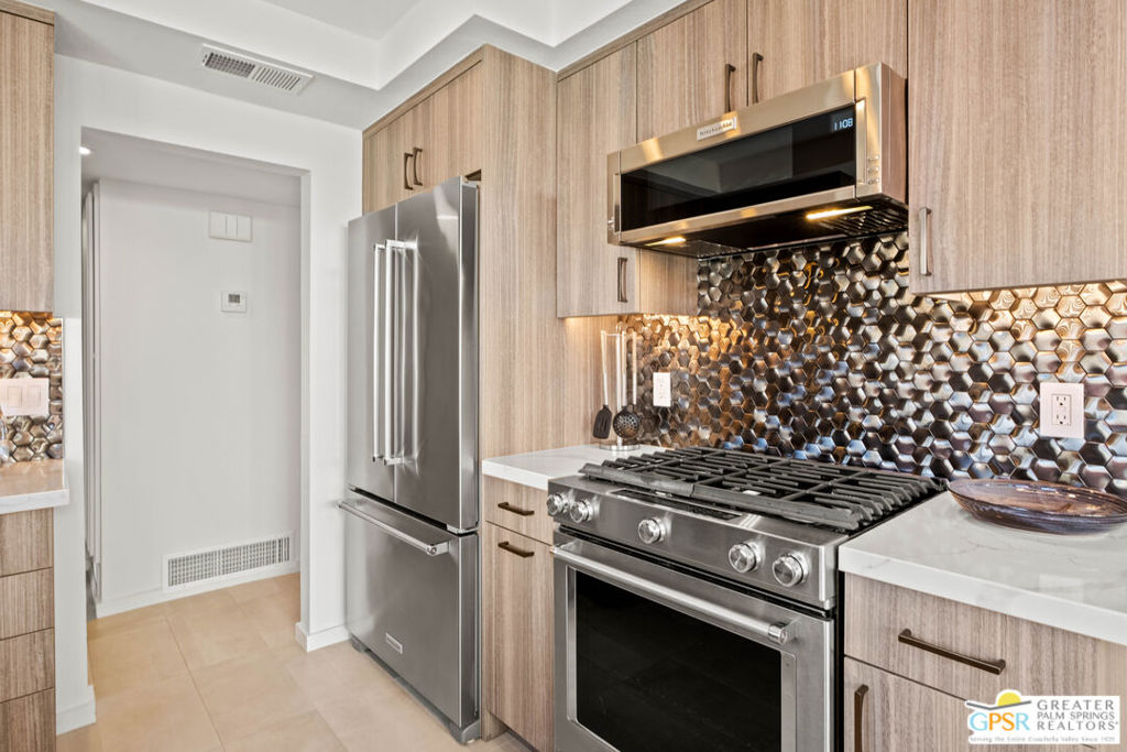 2365 E Miramonte Circle Unit: E