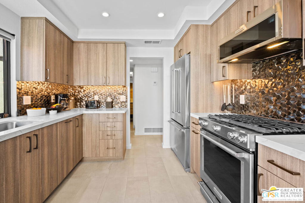 2365 E Miramonte Circle Unit: E