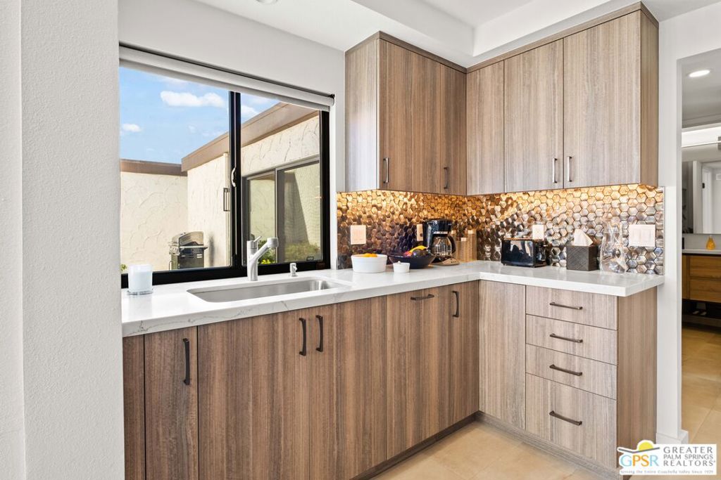 2365 E Miramonte Circle Unit: E