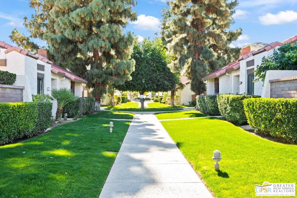 2365 E Miramonte Circle Unit: E