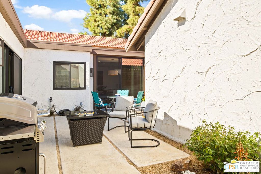 2365 E Miramonte Circle Unit: E