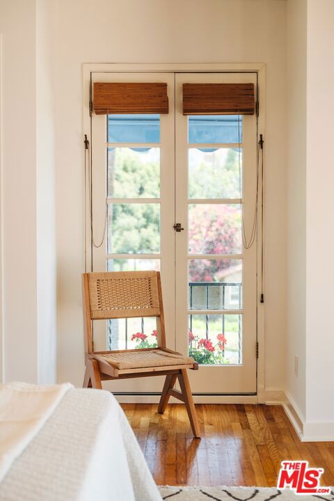 1565 N Columbus Avenue