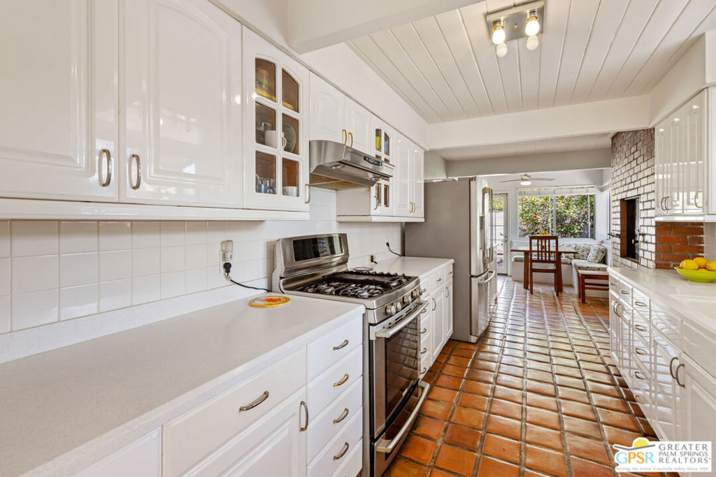 1635 Palm Tree Drive