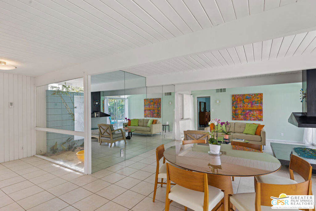 1635 Palm Tree Drive