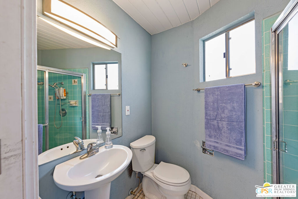 1635 Palm Tree Drive