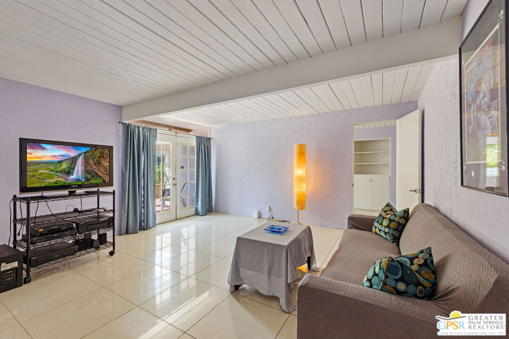 1635 Palm Tree Drive