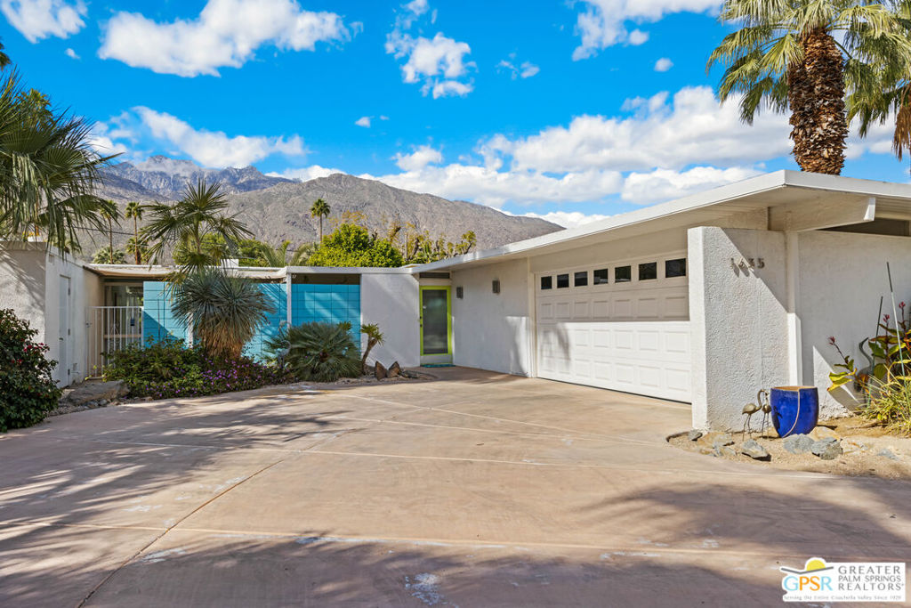 1635 Palm Tree Drive