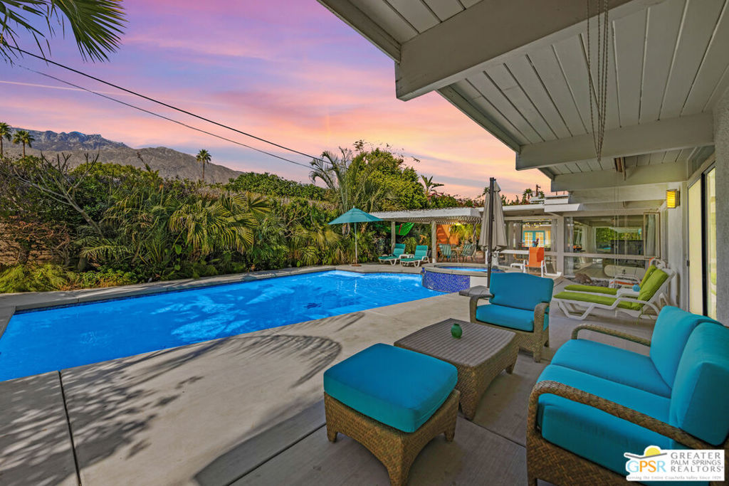 1635 Palm Tree Drive