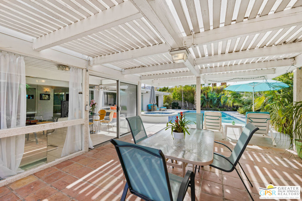 1635 Palm Tree Drive