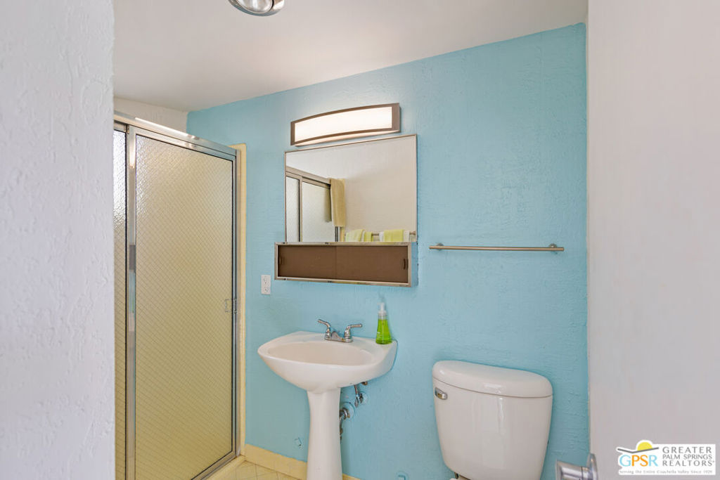 1635 Palm Tree Drive