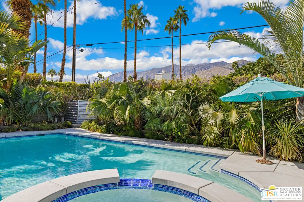 1635 Palm Tree Drive