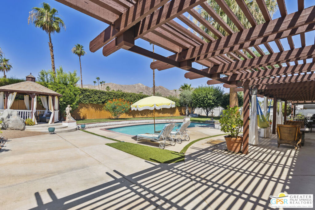 71433 Estellita Drive