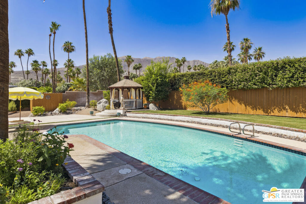71433 Estellita Drive