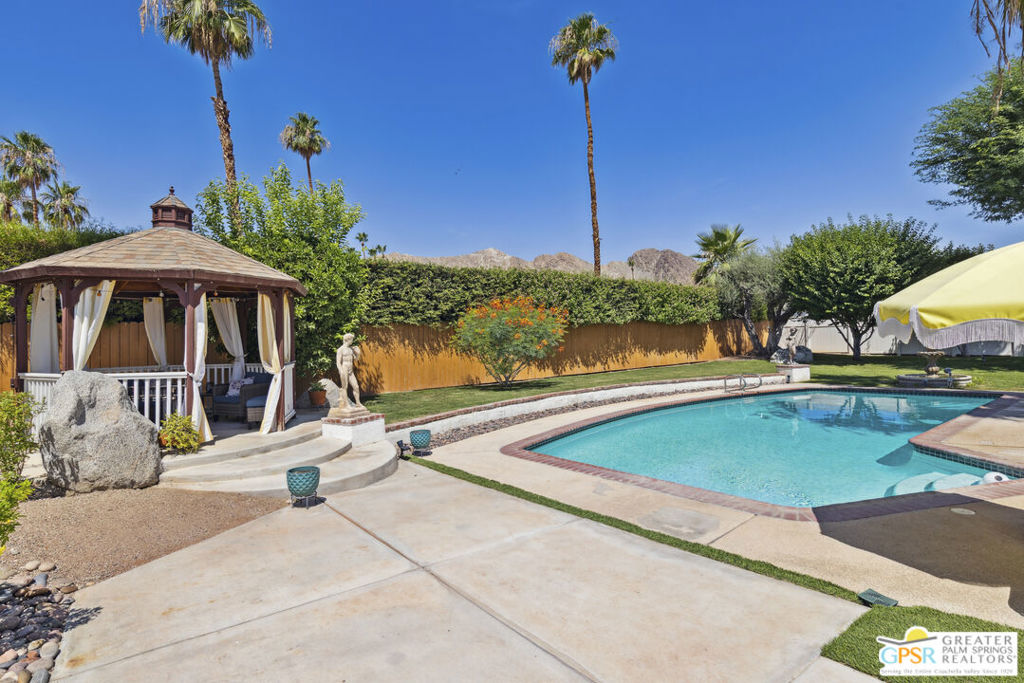 71433 Estellita Drive