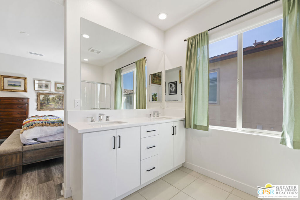 36004 Franklin Drive