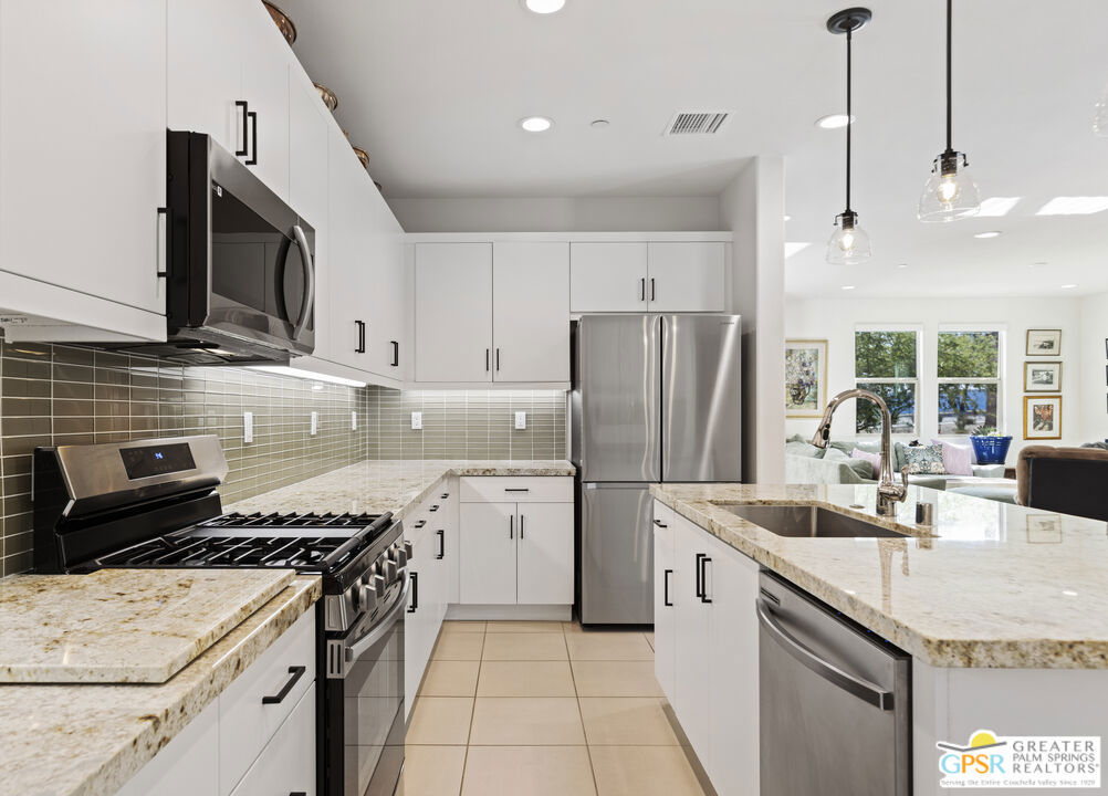 36004 Franklin Drive