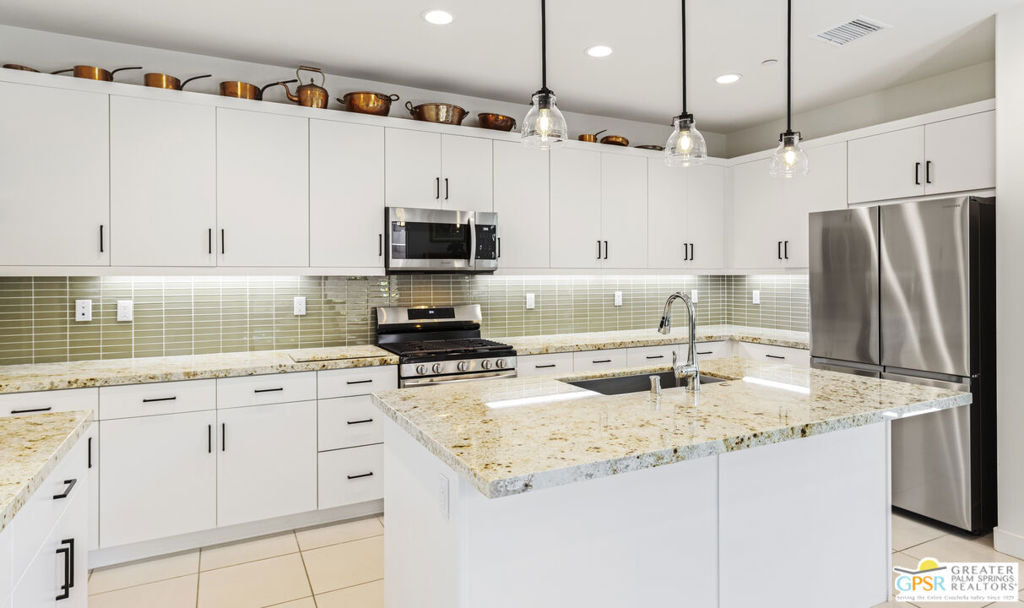 36004 Franklin Drive