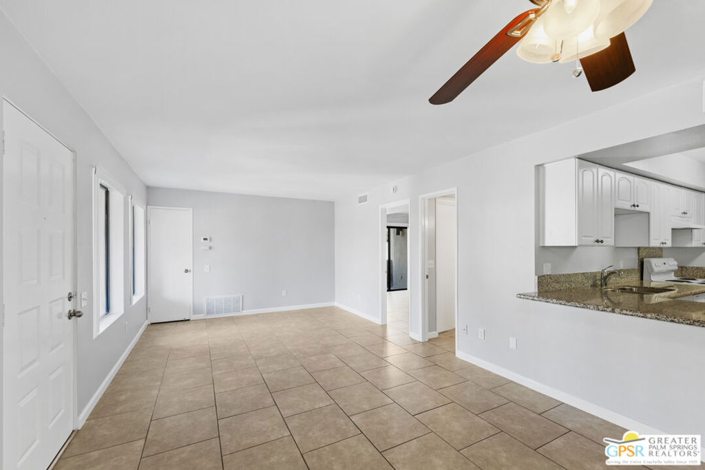 351 N Hermosa Drive 3A1