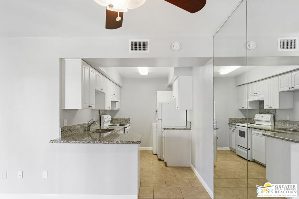 351 N Hermosa Drive 3A1