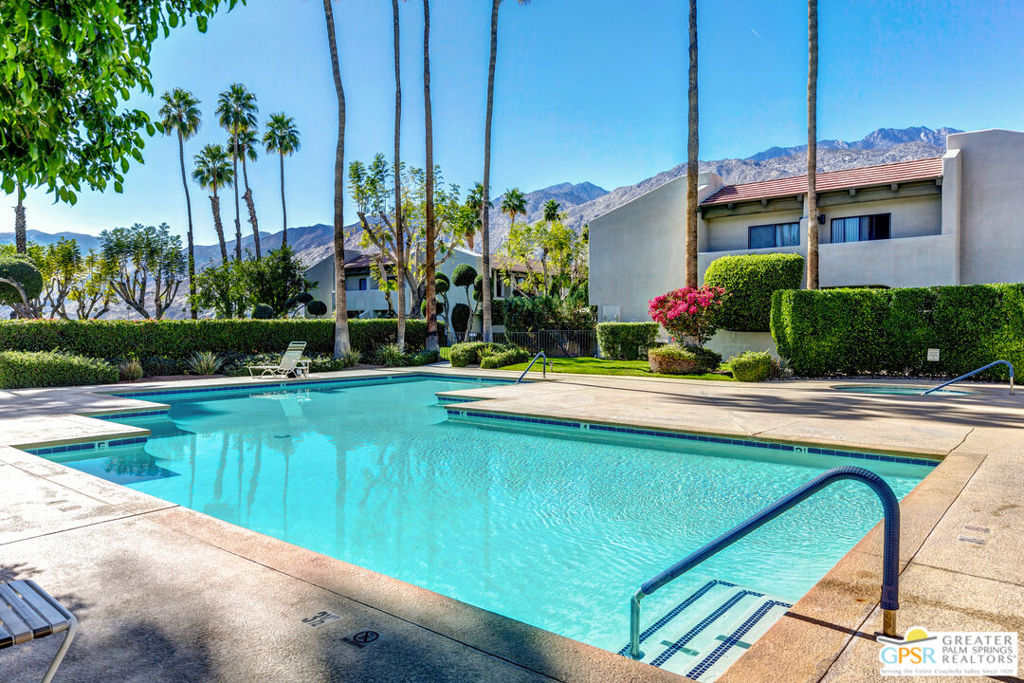 351 N Hermosa Drive 3A1