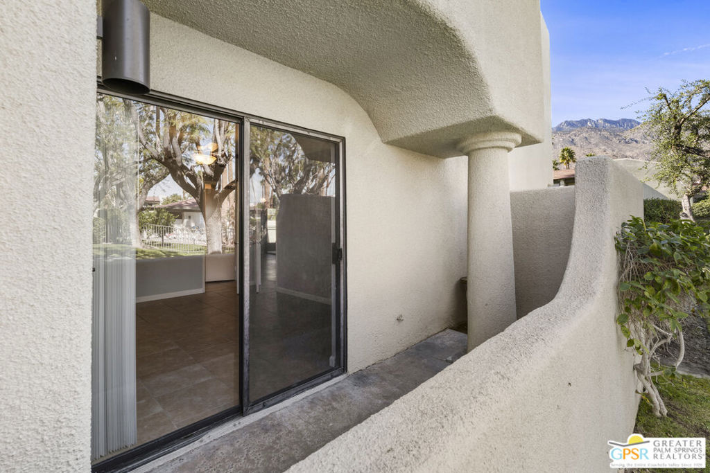 351 N Hermosa Drive 3A1