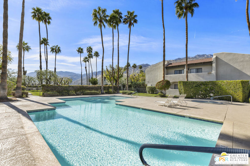 351 N Hermosa Drive 3A1