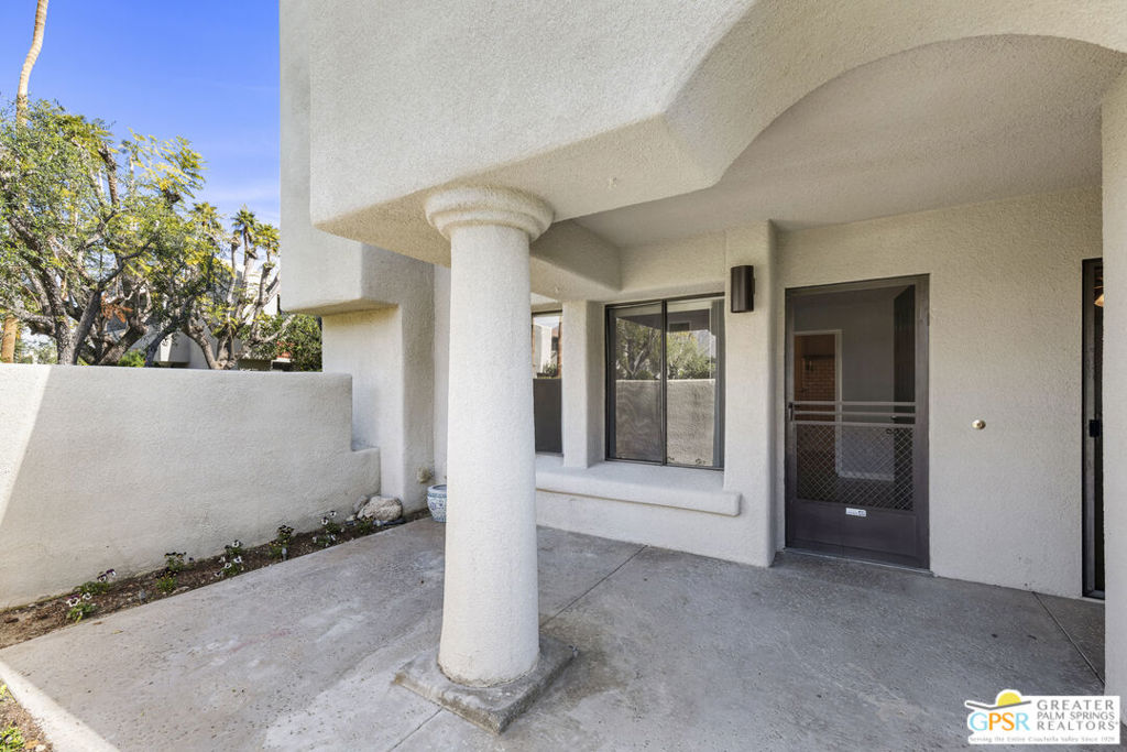 351 N Hermosa Drive 3A1