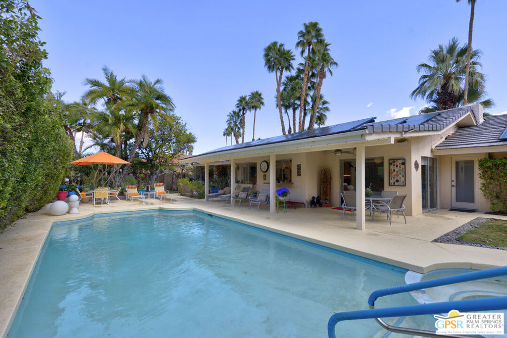 2607 S Calle Palo Fierro