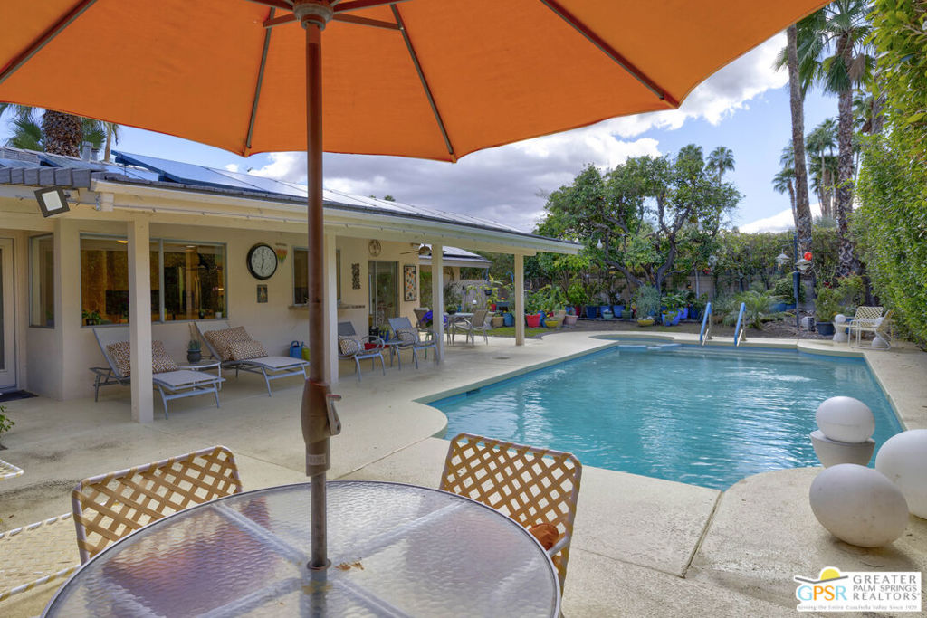 2607 S Calle Palo Fierro