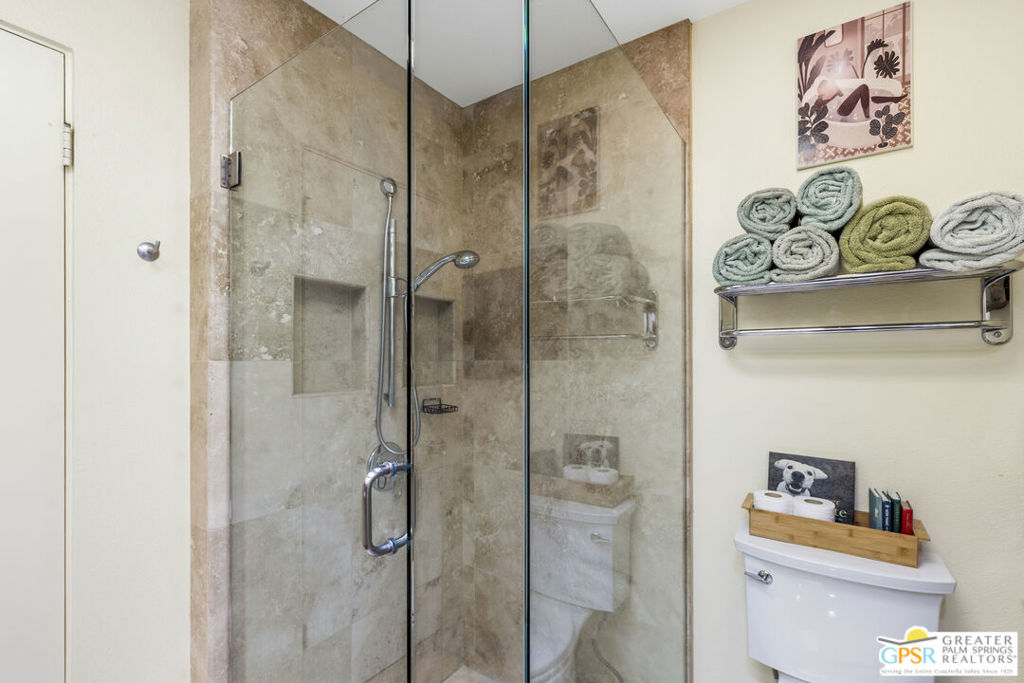 2607 S Calle Palo Fierro